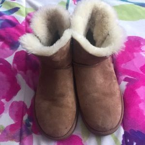 REAL Tan Short UGGS